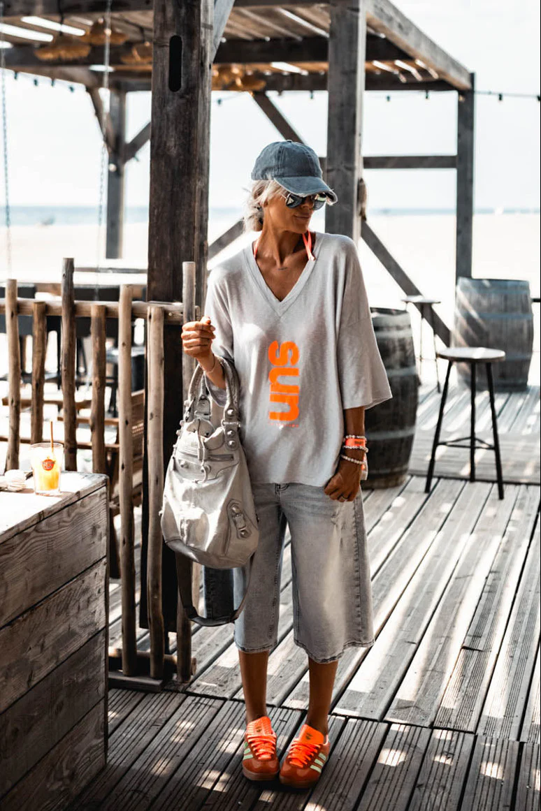 T-SHIRT SOL GRIS