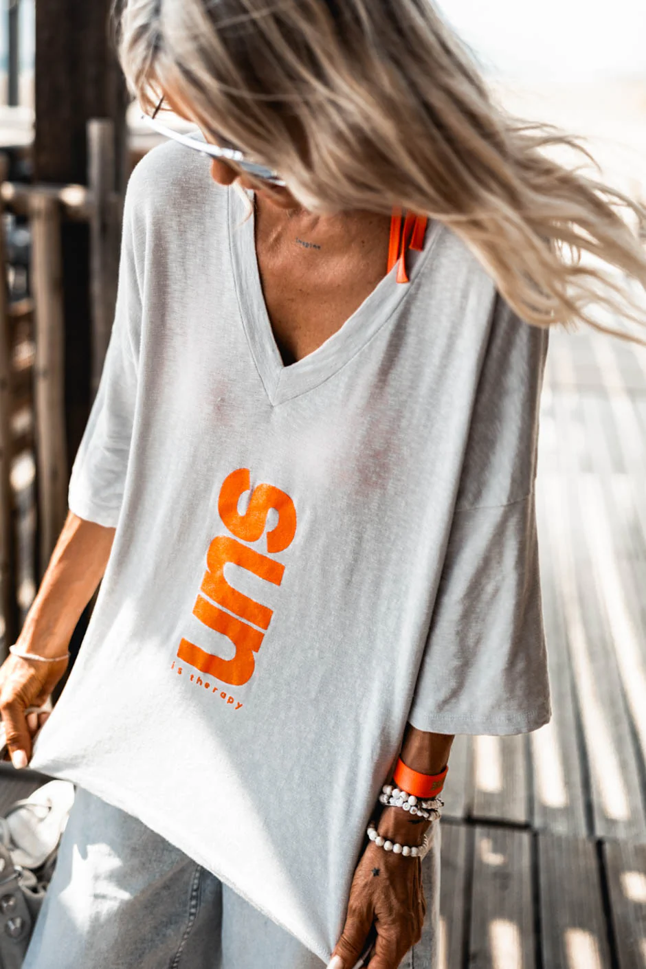 T-SHIRT SOL GRIS - Image 4